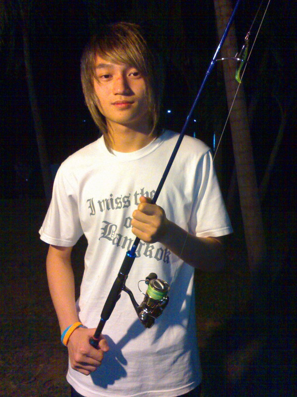 ดู... ผลงานเบ็ดไม้ไผ่ ทำไปได้.....งง.. จริง..ๆ