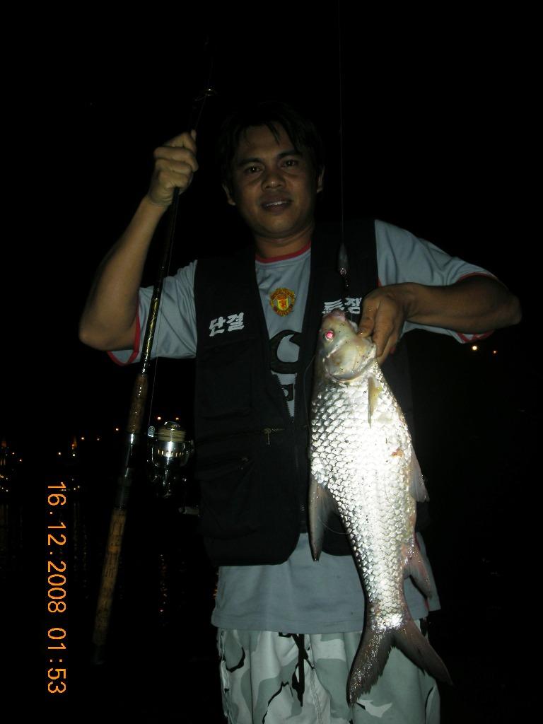 คืนนี้กับทีมงานโป๊ะพระราม8 รวมปลาปี2008..