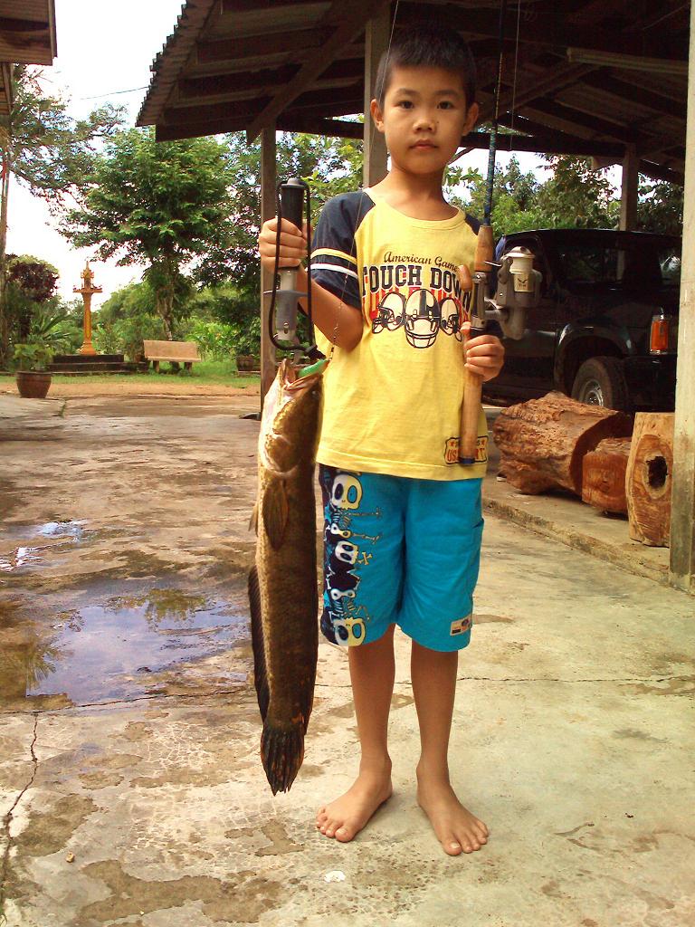 ช่อนใหญ่ ปีใหม่ เมืองจันท์