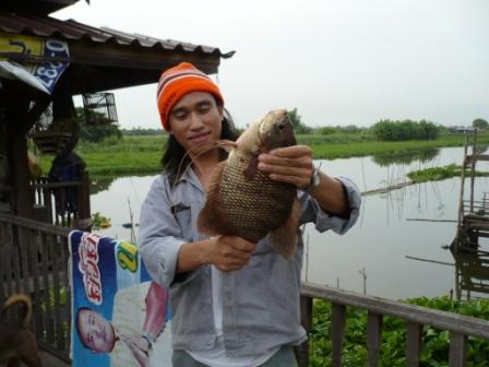 คลองครับแถวปทุม กับแรดครับพี่น้อง