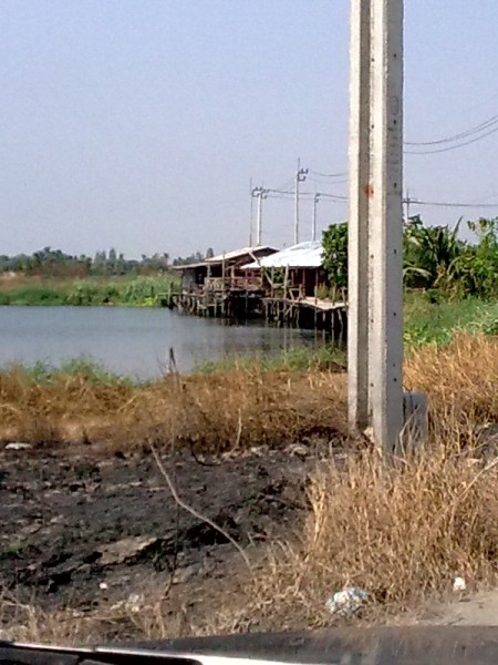 บ่อตกปลา ลุงช้าง (ซ.ที่ดินไทย)