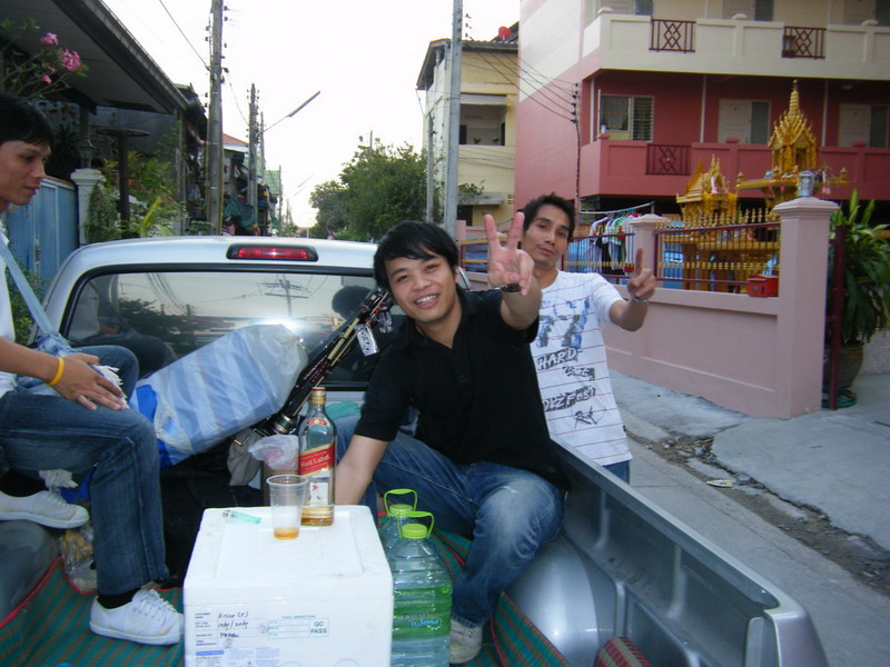 ทีมงานสางหอย