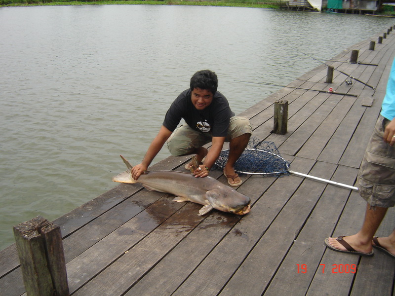 ทีมงานอาโรจ 2 ถล่มบึงสำราญ 19/07/2009