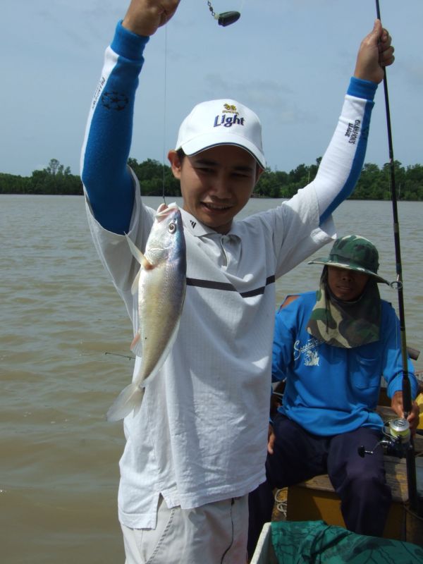ตกปลากับไต๋บำรุงแห่งลุ่มแม่นำ้บางปะกง