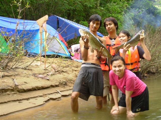ต้นน้ำหลังสวนชุมพร กับปลาพลวงชวนอ้วก