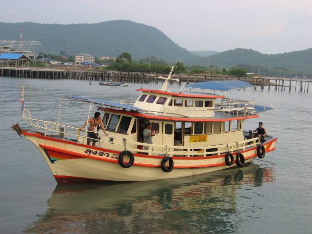 เรือไต๋เอ๋ บางเสร์ 23-24-25-ตุลาคม