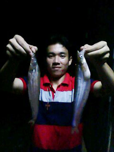 ปลาแดงต้อนรับปิดเทอมครับ....^^