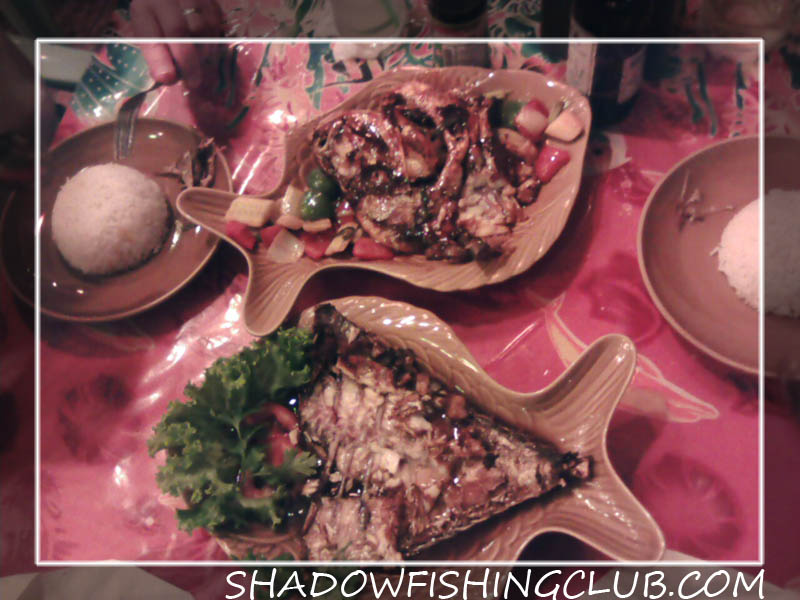 เขาขาด...ยังพอได้อยู่ by Kom Shadow