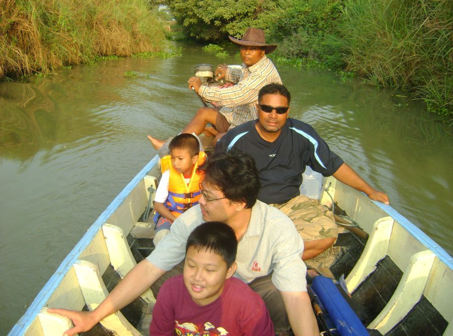 หลบร้อนที่บางไทร