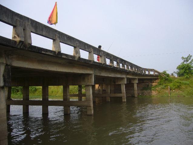 คลองสิบสาม 