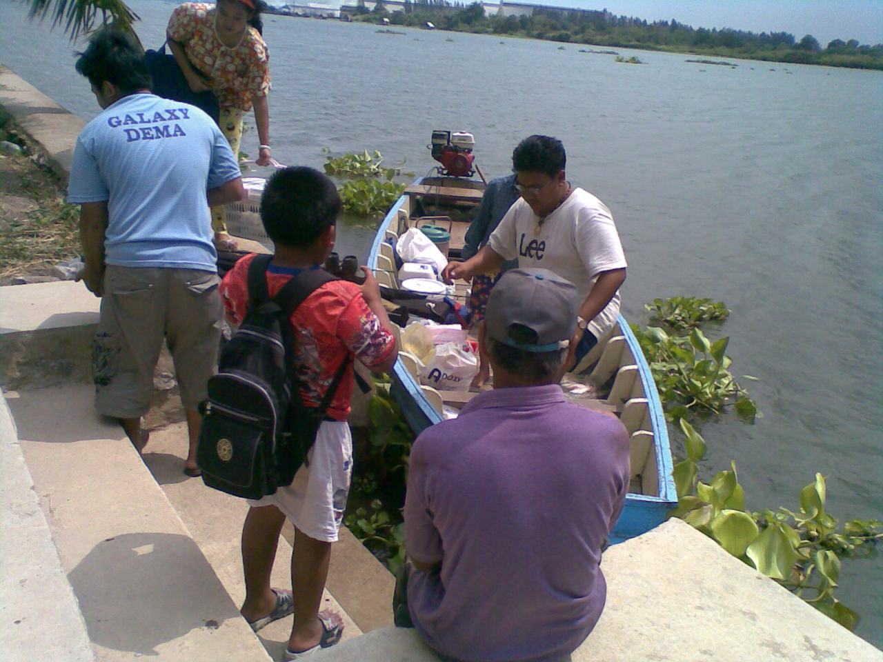 เรือนแพ ฟิชชิ่ง เช้า 3 พ.ค. 53