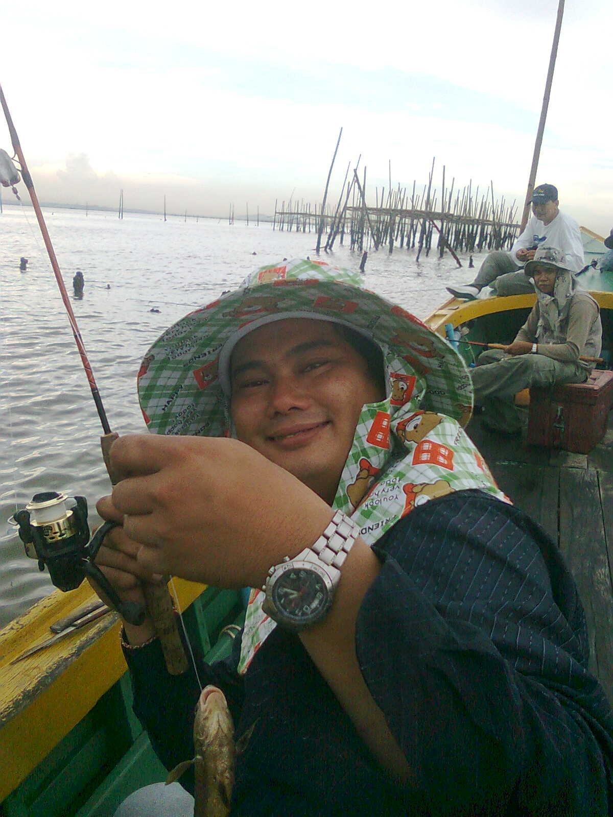 พักผ่อนที่บางทรายกับน้องกระเบนที่น่ารัก