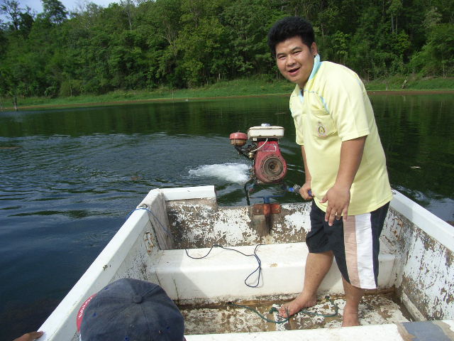  เขื่อนห้วยทราย (เขาขาด) ต.กลางใหญ่