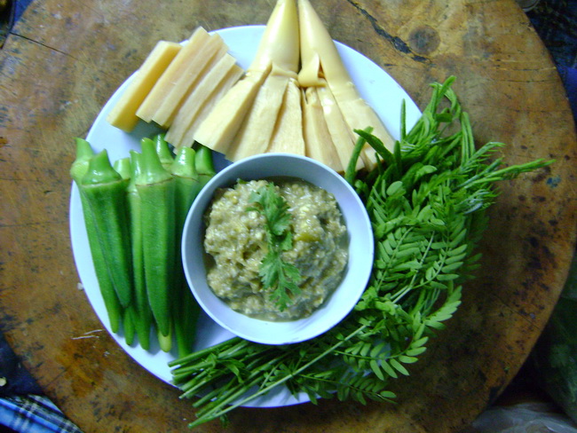 น้ำพริกต่อ