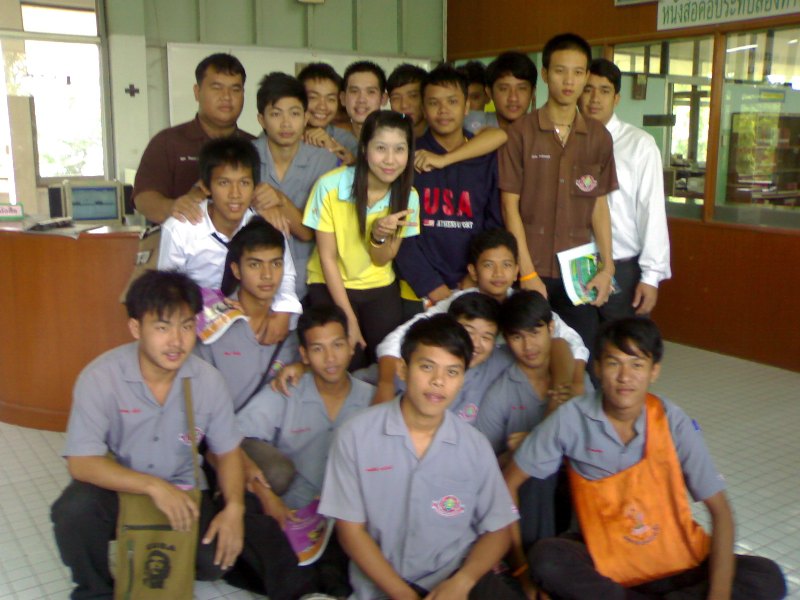 ขออณุญาติ ส่งภาพผลงานเก่าๆ ให้ทุกท่านรับชมครับ