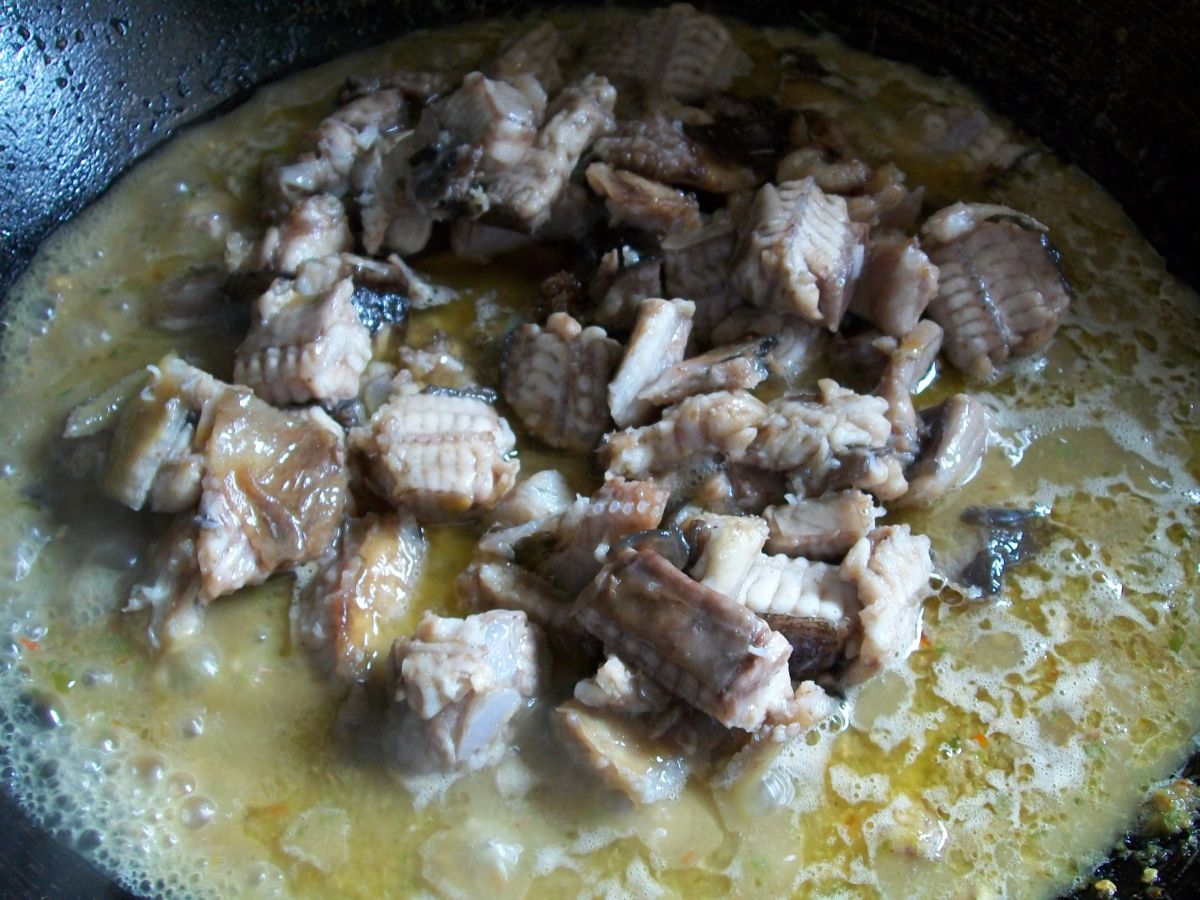 กระเบนผัดขี้เมา(สามร้อยยอด)