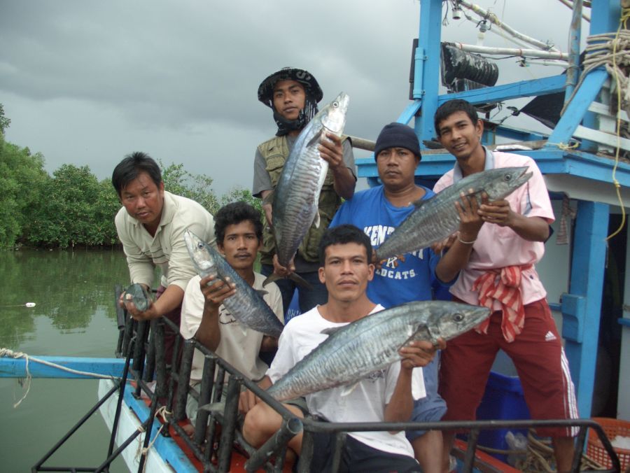 อินทรีย์ชุมพร กับเรือส.รพีภัสร์