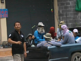 ทุกวันอาทิตย์เรามีเฮ (โดยทีมงานเอ็มฟิชชิ่ง)