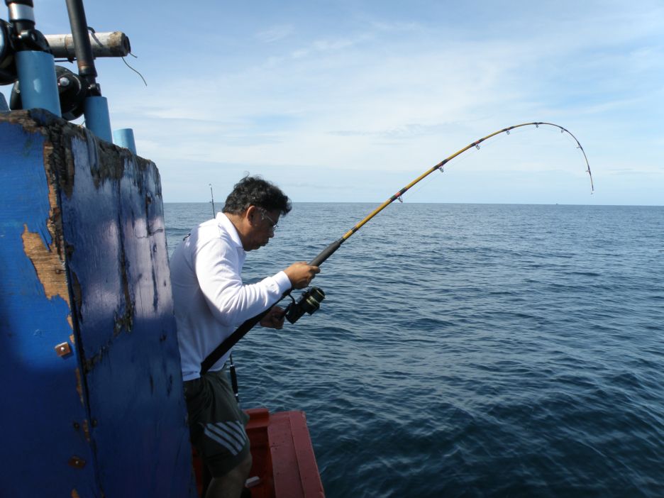 ลุยทะเลสตูลกับเรือการประมง  3-5 พ.ย. 53