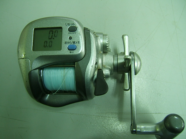 DAIWA 400Ci อยากทราบวิธีเปลี่ยน Battery