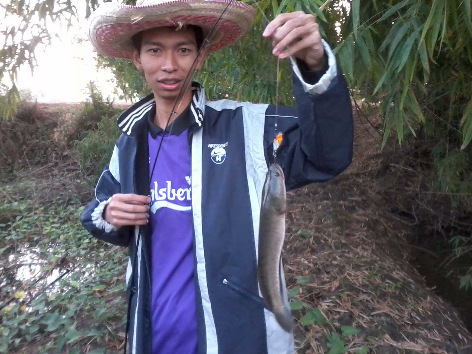 นึกว่าแห้วซะแล้ว........................