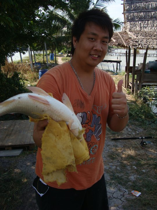 เครียดกับงานที่มอ เลยไปตกปลาแก้เซง (มือใหม่คับ)
