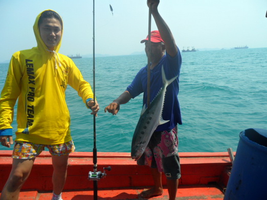 เกินคำบรรณยาย ที่เกาะขามใหญ่ ไต๋วันชัยจัดให้