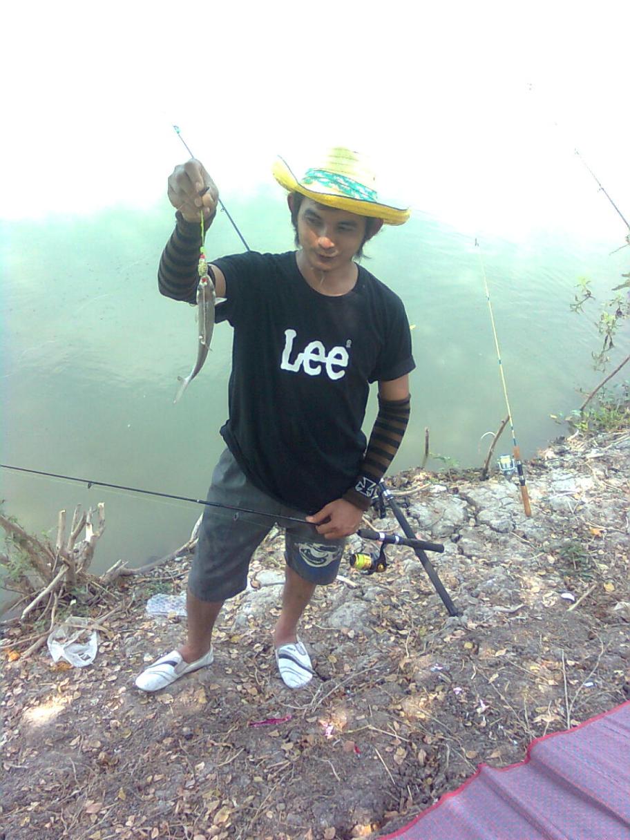 ตกปลาเกร็ด หมายหนองลาด