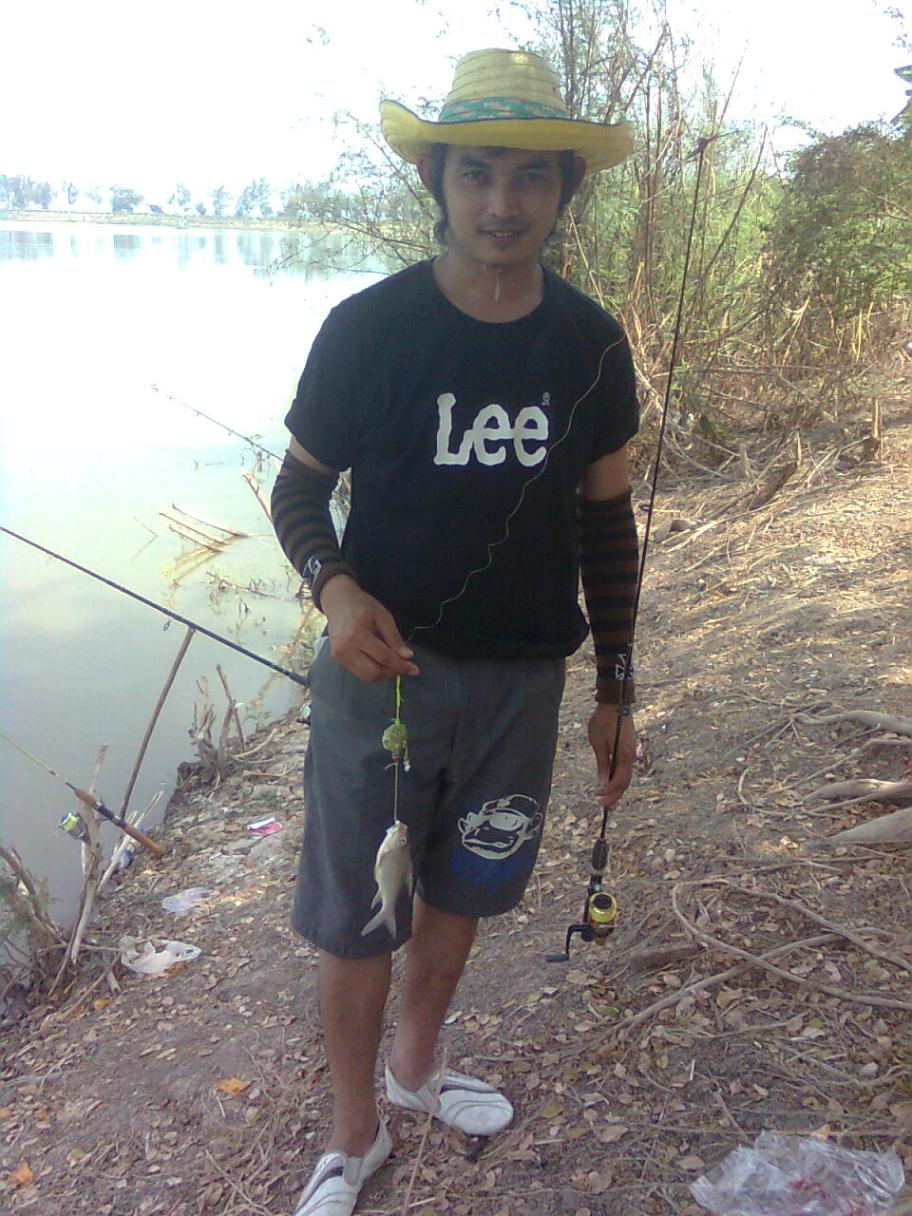 ตกปลาเกร็ด หมายหนองลาด