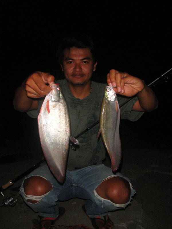 ตกนิลกินสลาด..