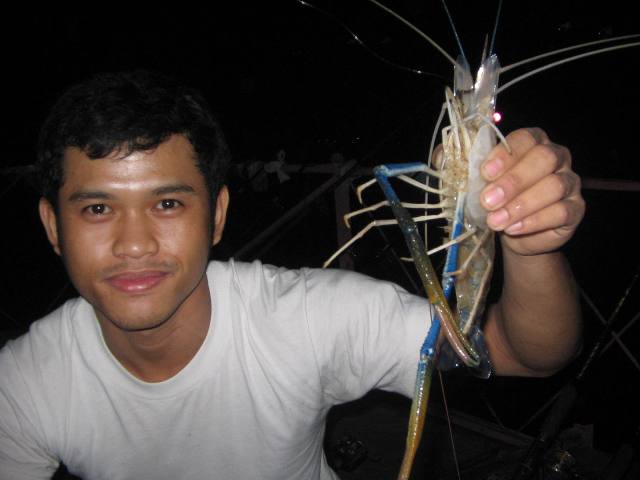 กุ้งๆๆ ครับไปกับน้อง อิอิอิอิ