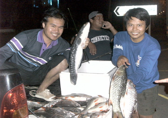 เสื่อแม่สอด.ตลุยกระสูบเขื่อนภูมิพล ครั้งที่ 4 