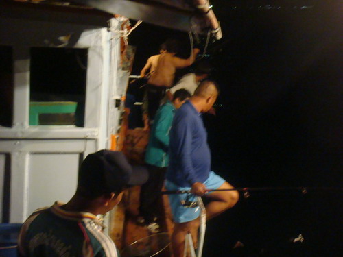 ไต๋โยจัดหนักที่ทะเลสัตหีบ