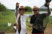 วันแรงงาน.......ชีวิตเป็นของเรา.....ณ หนองปลาไหล