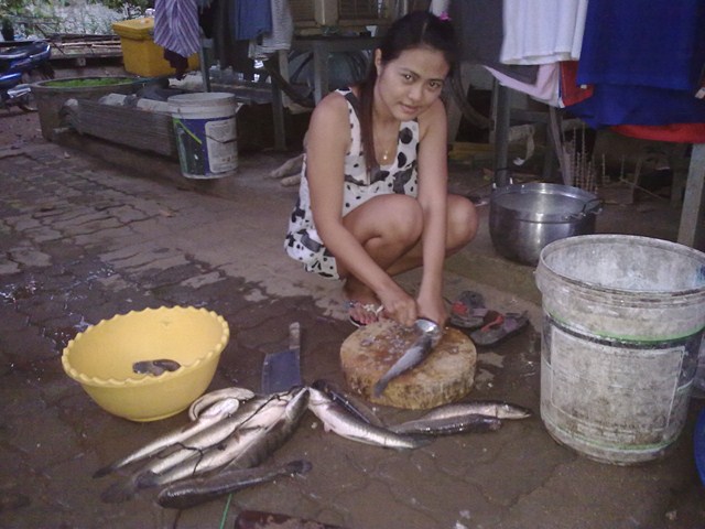 ก่อนจะกลับไปปฏิบัติหน้าที่ หมายใกล้บ้าน ลาดหญ้า