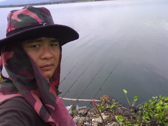 วันไปตกปลาหนองค้อกับลุงมา