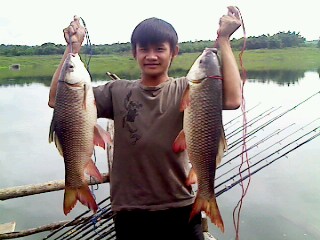 รถถังวัยรุ่นเขื่อนสิริกิติ์วันเลือกตั้ง