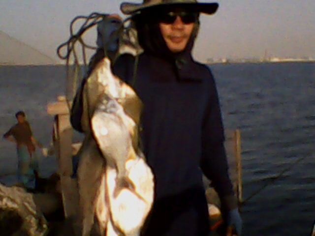 ตกปลาจากต่างแดน (Abu Dhabi)