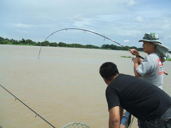 วันพักผ่อน ที่เรือนแพ fishing