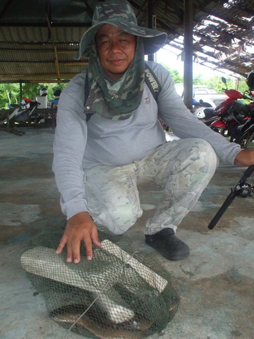 รายงานจากบ่อคูณ 28-08-2554