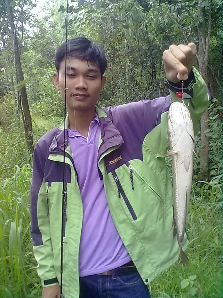 ช่อน+นิล+เห็ดโคน