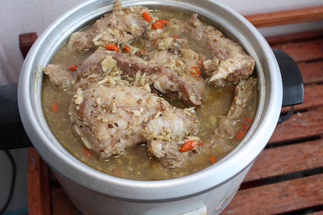ซี่โครงหมูอบ