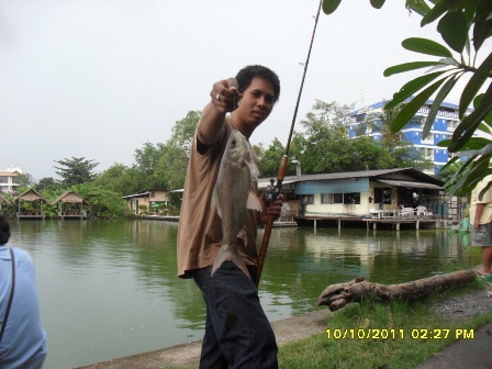 BELL YUTTYA...ตกปลาบ่อ กทม..กับ m