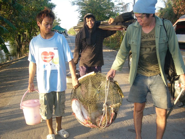 อัพเดท 27-11-54 เรือนแพ บางไทร หลังน้ำลด