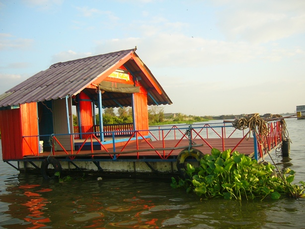 อัพเดท 27-11-54 เรือนแพ บางไทร หลังน้ำลด
