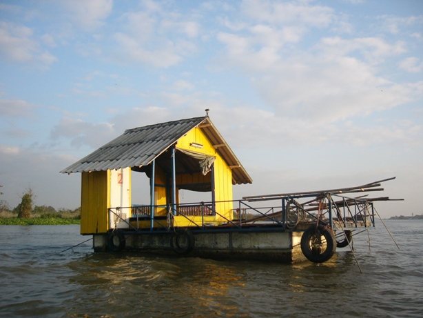 อัพเดท 27-11-54 เรือนแพ บางไทร หลังน้ำลด