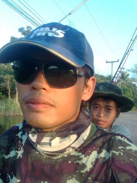 พากบไปว่ายน้ำเล่น