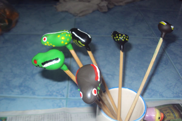 ช่วยติชมกับ Frog ยาง หัดทำ นะครับ..*-*