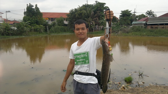 เมื่อวานไปเล่นของใหญ่ ใช่เหยื่อทำเอง (ลองเทสเหยื่