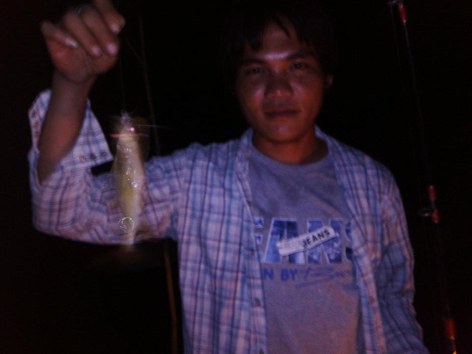 ปลากด กับเหยื่อ Hand made